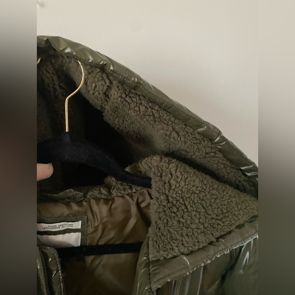 NWT Women’s Green Long Puffer Water Resistant Coat - Picture 5 of 7